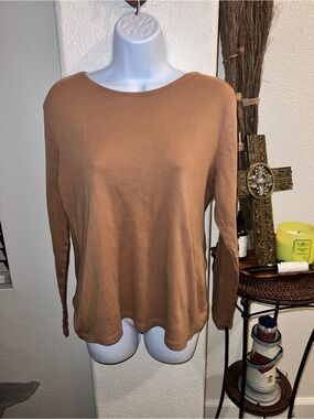 Charter Club Long Sleeve Crewneck Top - Camel